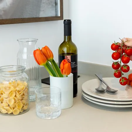Pensionat Granea - For Living Bari