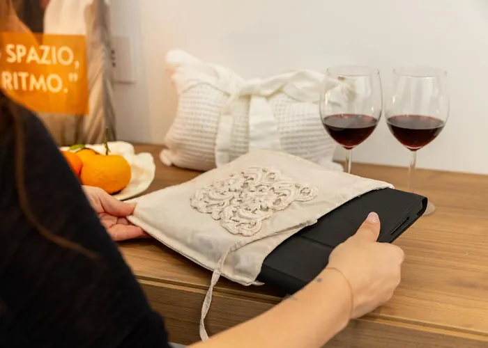 招待所 Granea - For Living