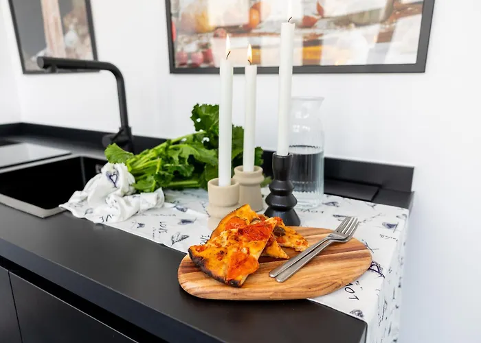 招待所 Granea - For Living